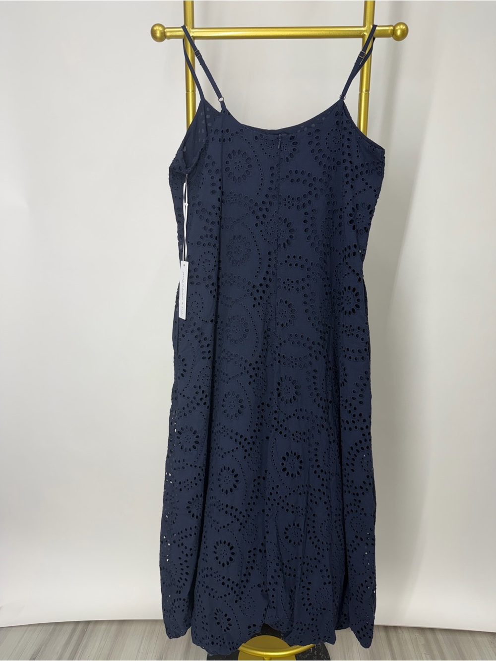 Young Fabulous & Broke Eyelet Cotton Maxi Dress Navy Bubble Hem Size L - Picture 3 of 9